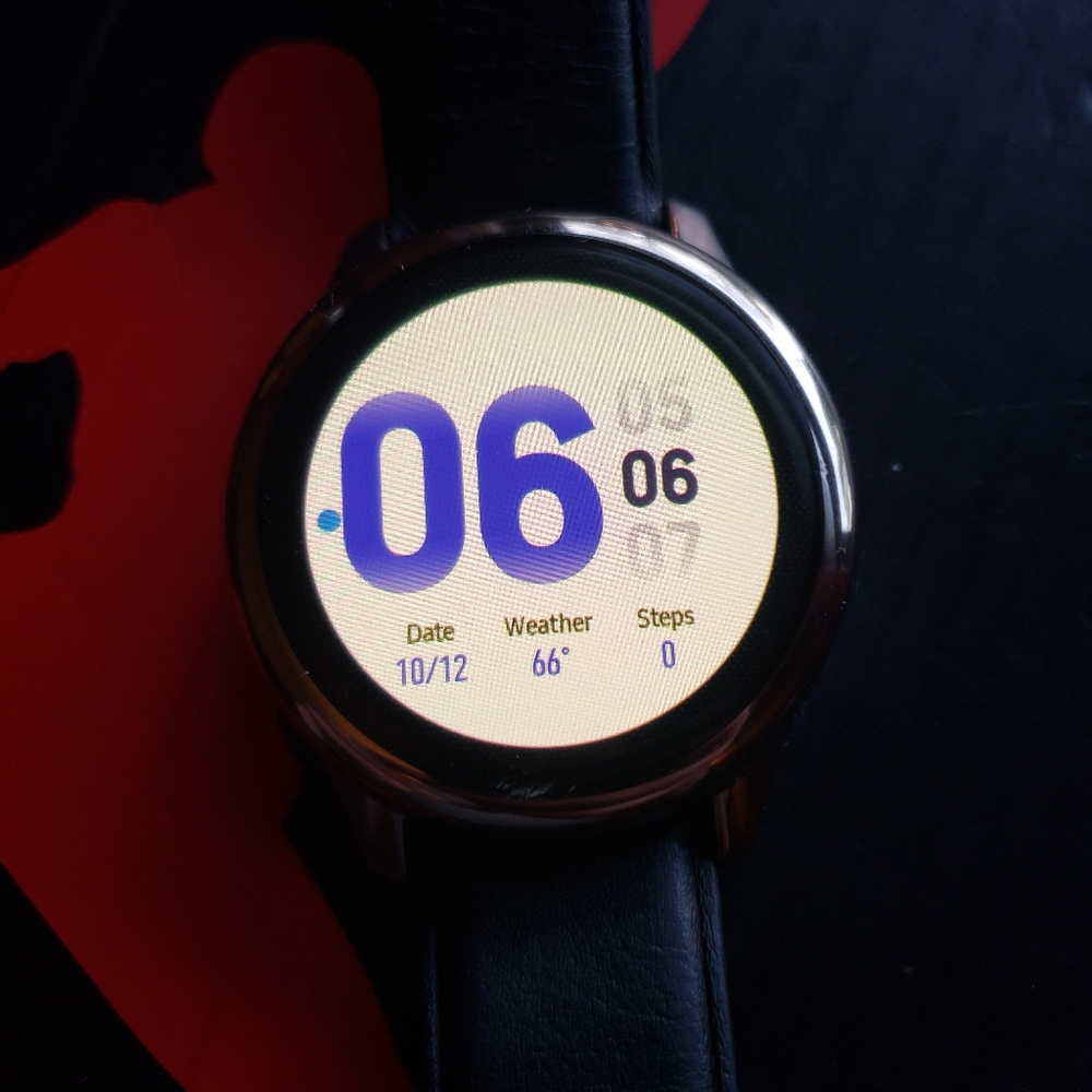 Samsung Galaxy Active 2 Smartwatch 40mm Military Grade Unlocked Running Fine